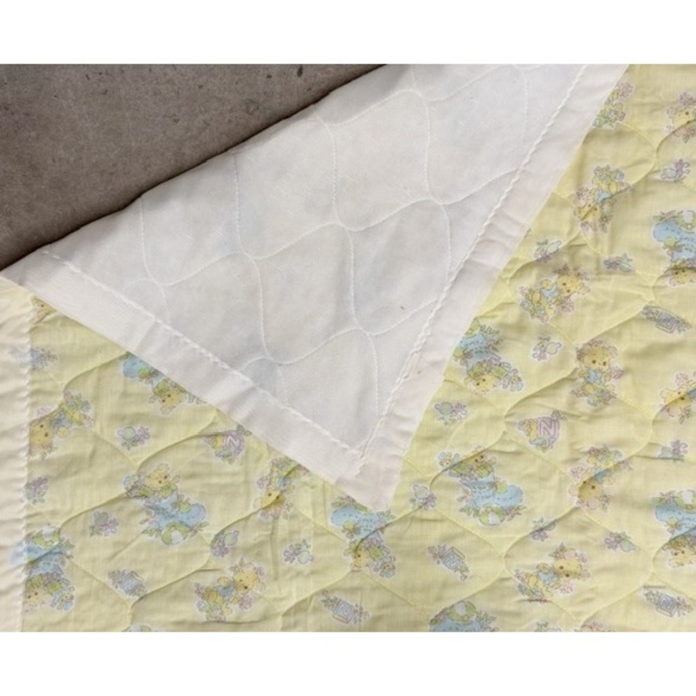 Vintage Butter yellow Baby toys baby blanket with satin binding - Picture 5 of 6
